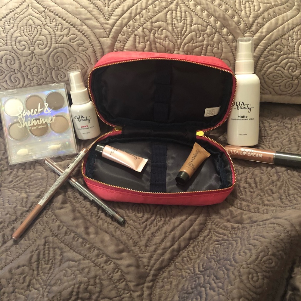 Variety Makeup Bundle + Laura Geller Case